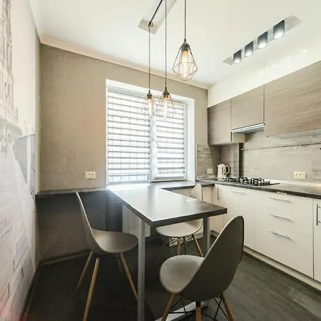 Apartment 2 75m2 Center Of Obolon Near River Side Kyiv